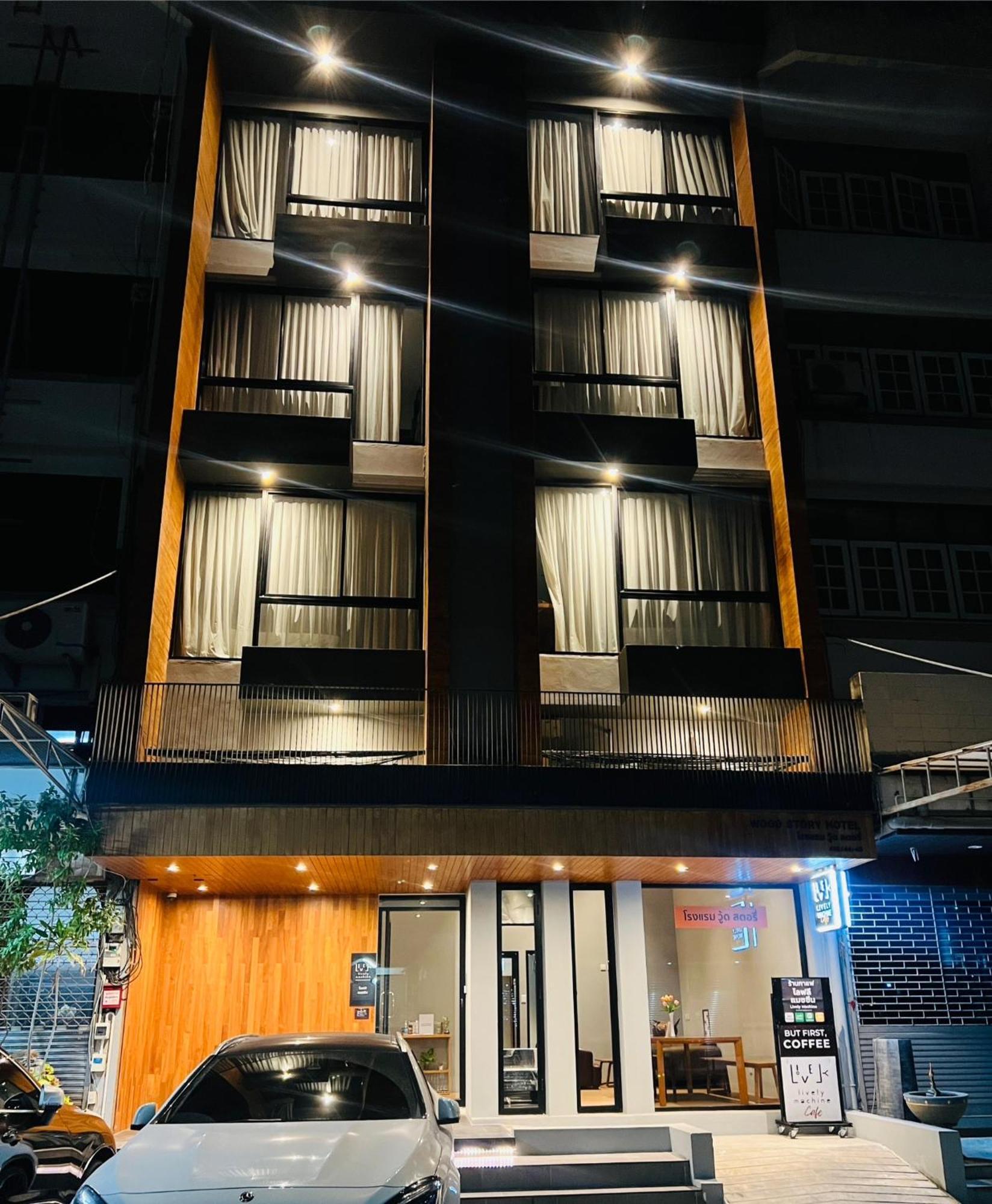 Woodstory Boutique Hotel Bangkok Exterior photo