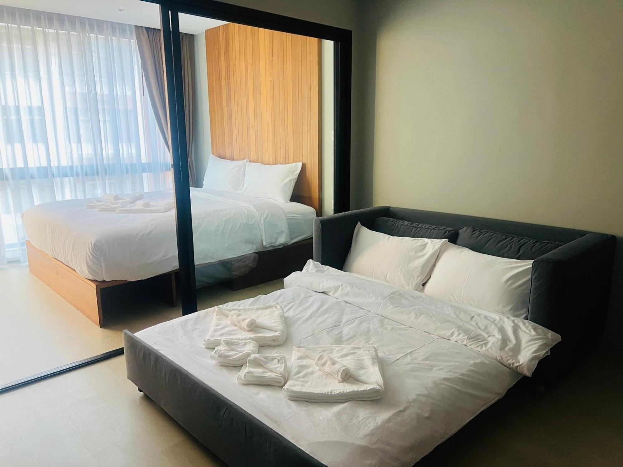 Woodstory Boutique Hotel Bangkok Exterior photo